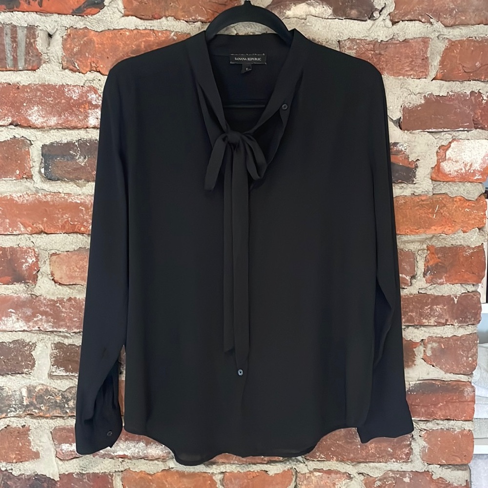 Banana Republic Tie-neck Blouse